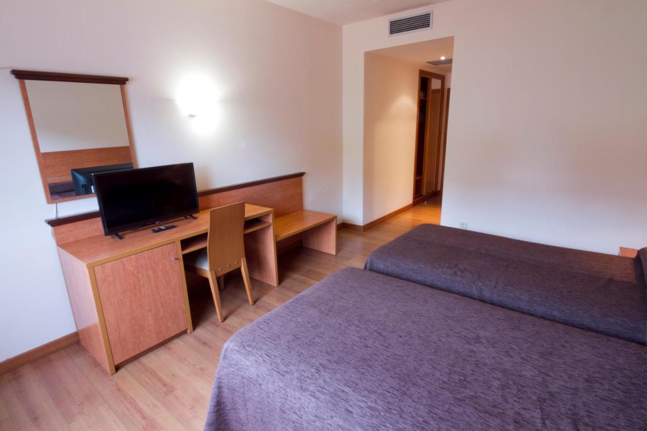 Hotel Torques Bergondo Extérieur photo